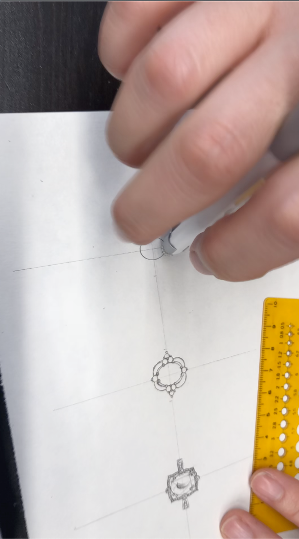 Handsketching your custom ring design